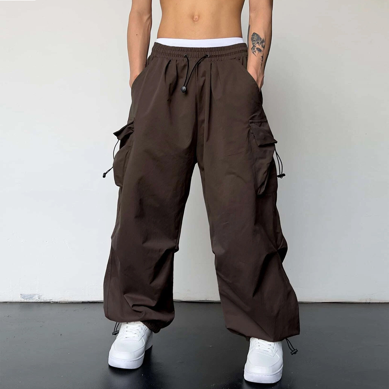 thumbnail image 3 of Pantalones cargo informales para hombre: color liso, cuatro bolsillos, cintura ajustable, material de imitación de sarga, ropa urbana para todas las estaciones, tallas US/UK/EU S-XXXL., 3 of 8